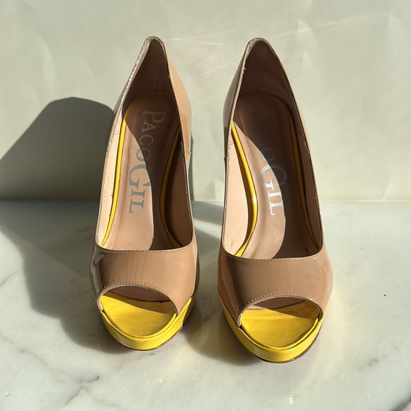 Paco Gil size 7/37 Patent Leather Nude, Yellow, Aegean Stacked 4 inch Heels - Picture 3 of 8